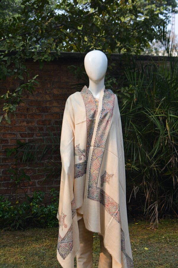 Ivory Sui Shawl - Embroidered Decoration - Image 4