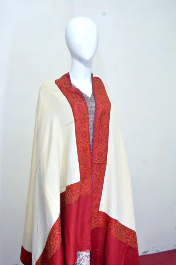 Kani Shawl with Scarlet Patch Border – Seashell - Image 2