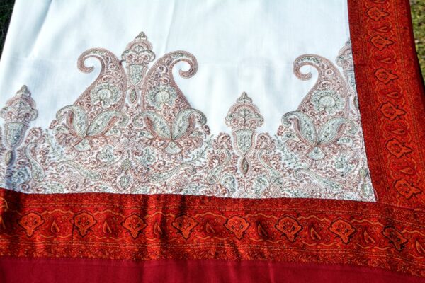 Cashmere TajPala Shawl - Scarlet Paisley Border – White - Image 2